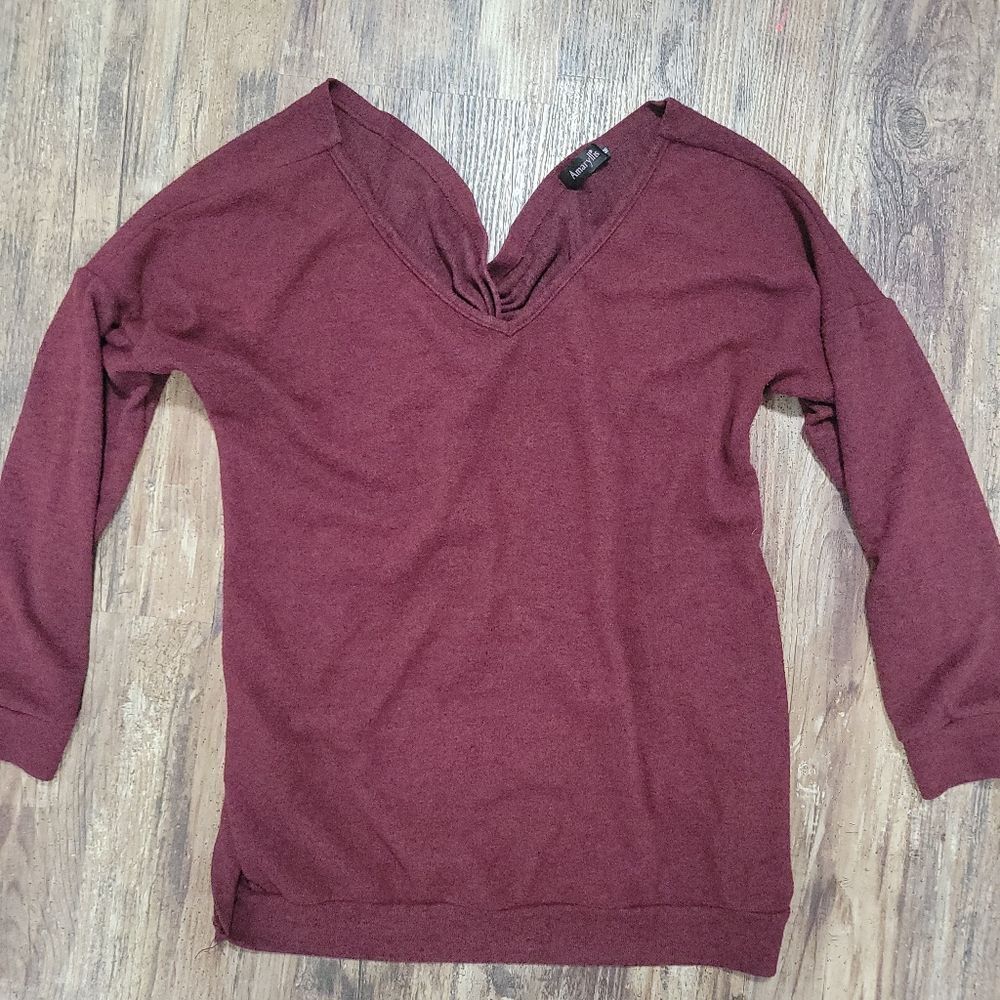 Amaryllis Heather Burgundy Off-Shoulder Open Back Sweater Women's Size M…